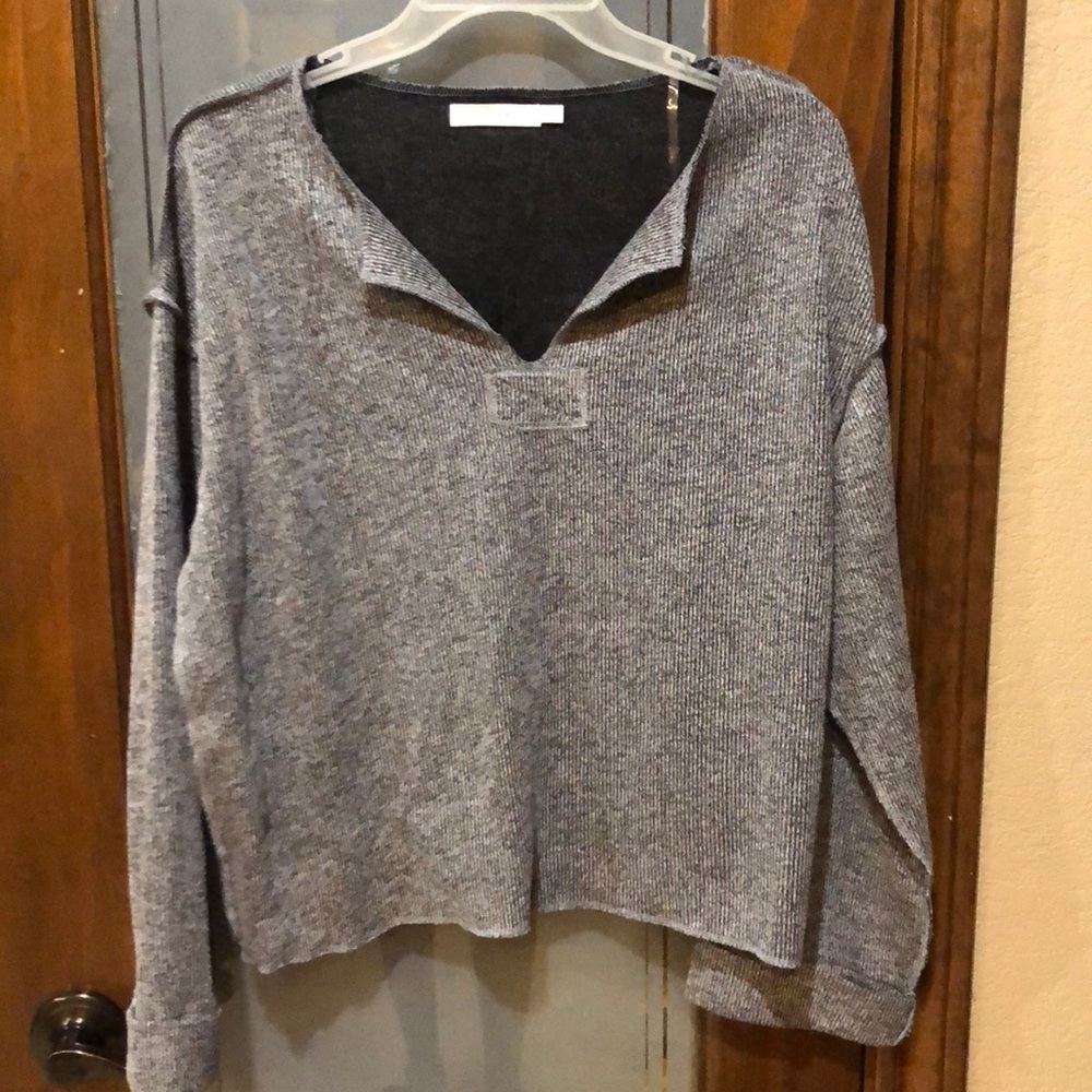 Light weight top